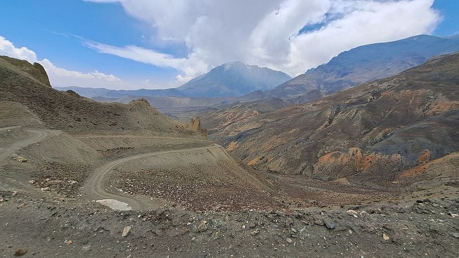 Fahrt von Dhakmar zum Ghar Kloster - Mustang 2024 - Landschaft