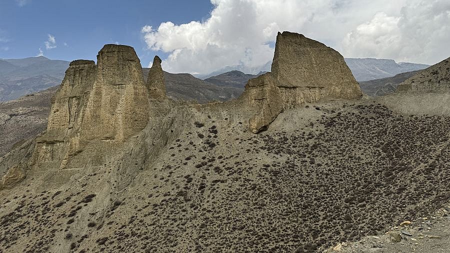 Skurile Gesteinsformationen - Mustang 2024 - Landschaft