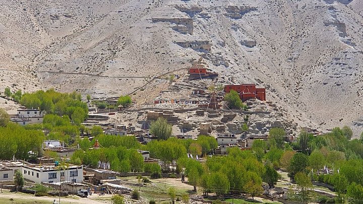 Blick &uuml;ber Ghilling - Nepal - Mustang 2024 - Land und Leute