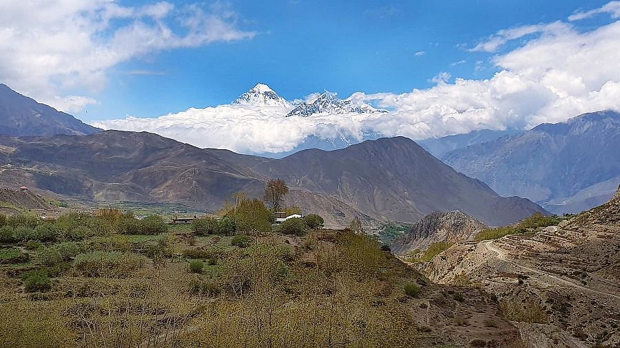 Tal von Muktinath mit Dhaulaghiri - Mustang 2024 - Landschaft