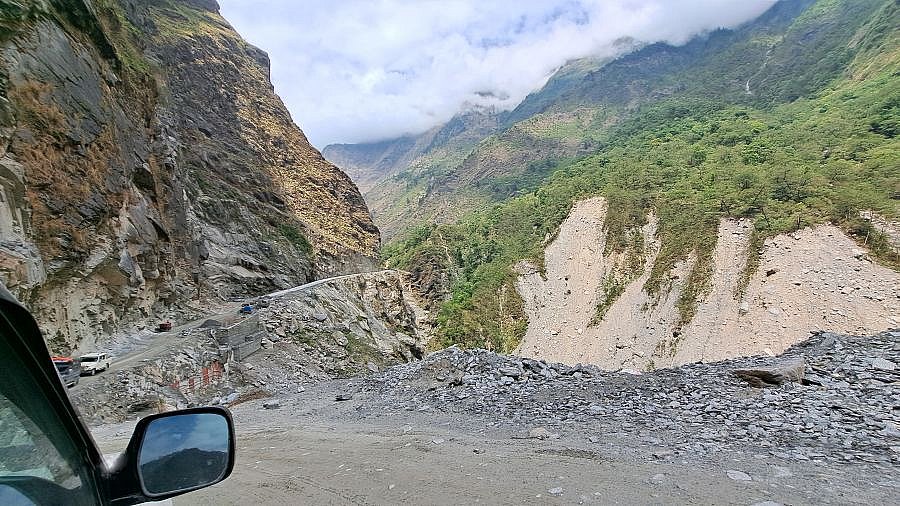 Jeep-Piste im Kali Gandaki-Tal - Pokhara und Annapurna - Landschaft