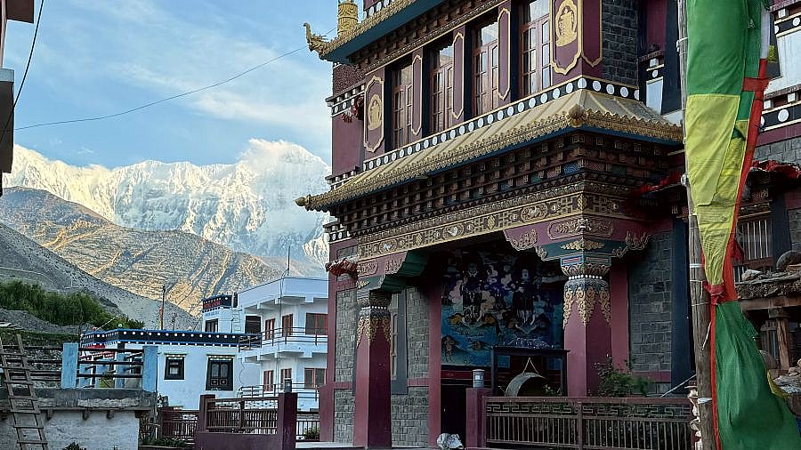 Neuer Kloster-Tempel in Kagbeni - Nepal - Mustang 2024 - Land und Leute