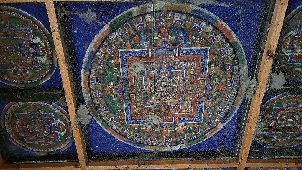 Mandala-Kunstwerk im "Himmel" - Nepal - Mustang 2024 - Land und Leute