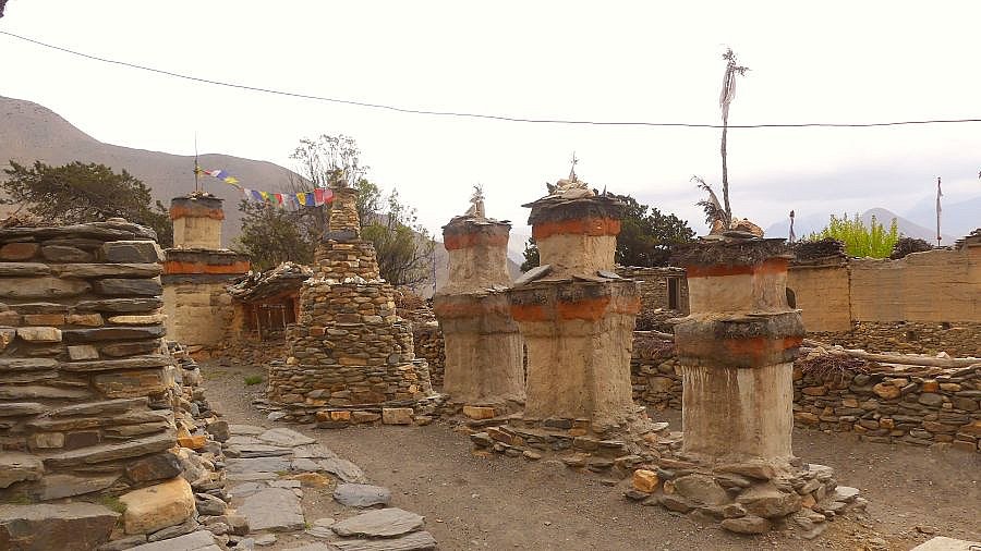 Chorten in Dhargarjang - Nepal - Mustang 2024 - Land und Leute
