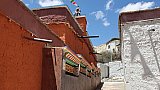 Aufgang zum Niyphu Kloster - Nepal - Mustang 2024 - Sehensw&uuml;rdigkeiten
