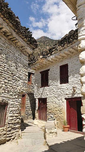 Seitengasss in Marpha - Nepal - Mustang 2024 - Land und Leute