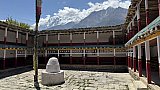 Innenhof der Kutsab Teranga Gompa - Nepal - Mustang 2024 - Land und Leute