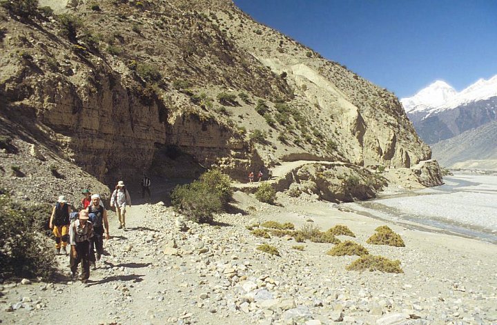 Kali Gandaki-Tal und Dhaulaghiri im Hintergrund - Nepal - Mustang - verbotenes K&ouml;nigreich 1993 & 97