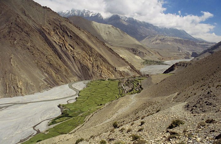 Blick auf Kagbeni und nach Upper Mustang - Nepal - Mustang - verbotenes K&ouml;nigreich 1993 & 97
