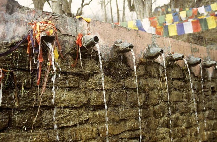 Die heiligen Quellen von Muktinath - Nepal - Mustang - verbotenes K&ouml;nigreich 1993 & 97