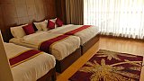 Zimmer im Natural Spring Hotel - Nepal Mustang 2024 - Essen und Schlafen