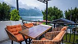 Restaurant im Majestic  - Nepal Mustang 2024 - Essen und Schlafen