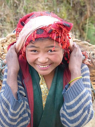 2014 - Tamang M&auml;dchen in Gatlang - Helambu-Langtang: Land und Leute
