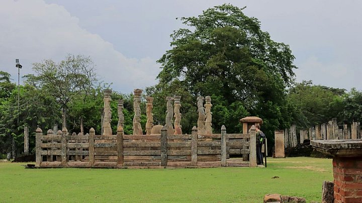 Ruinen des antiken K&ouml;nigspalastes - Sri Lanka - Sehensw&uuml;rdigkeiten