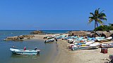 Fischerh&uuml;tten und Boote am Strand - Sri Lanka - Land und Leute
