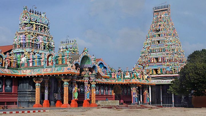 Tempelkomplex Nagarpooshani Amman Kovil - Sri Lanka - Sehensw&uuml;rdigkeiten