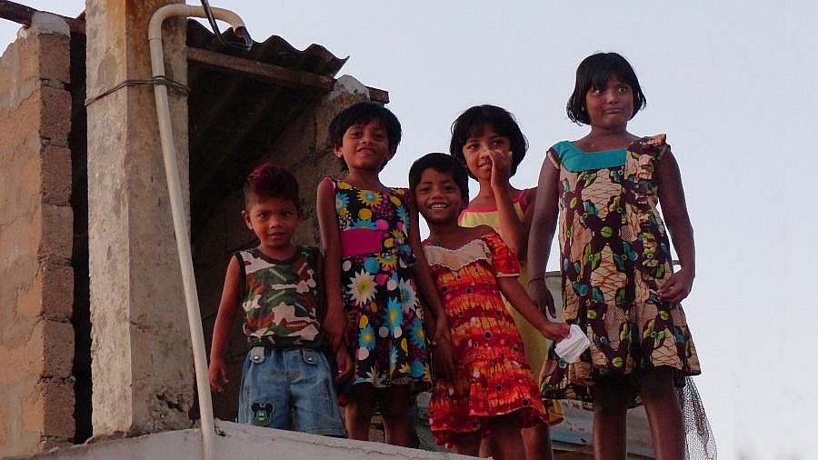 Neugierige Kinder - Sri Lanka - Land und Leute