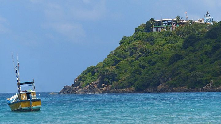Swami Rock mit riesiger Shiva-Statue - Sri Lanka - Sehensw&uuml;rdigkeiten