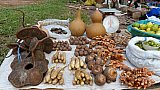 Exotische Fr&uuml;chte und Gem&uuml;se auf dem Bergv&ouml;lkermarkt in Nordthailand - Nordthailand