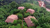 Blick von oben auf die Lanjia Lodge in Nordthailand - Nordthailand - Essen und Schlafen
