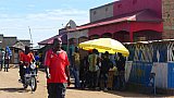 Essensstand in Butiaba - Uganda - Land und Leute