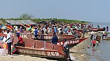 Fischerboote in Rwenhama am Lake Edward - Uganda - Land und Leute