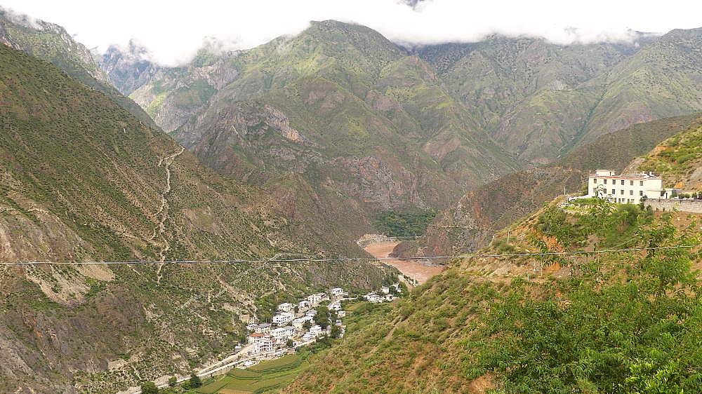 Blick über das Mekong-Tal - Süd-Ost-Tibet: Landschaft