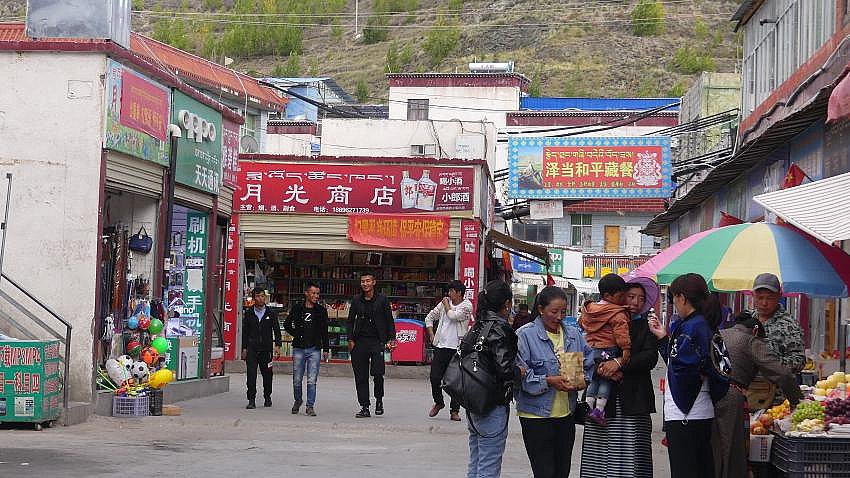 Bazar in Tsetang - Zentral-Tibet: Land und Leute