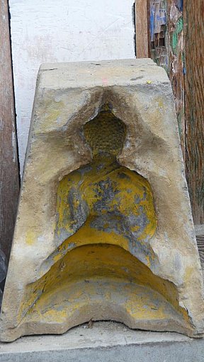 Gussform im Buchu Tempel - Süd-Ost-Tibet: Sehenswürdigkeiten