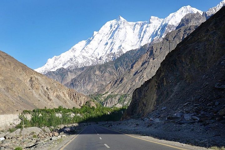 Blick auf den Rakaposhi - Nord-Pakistan: Landschaft