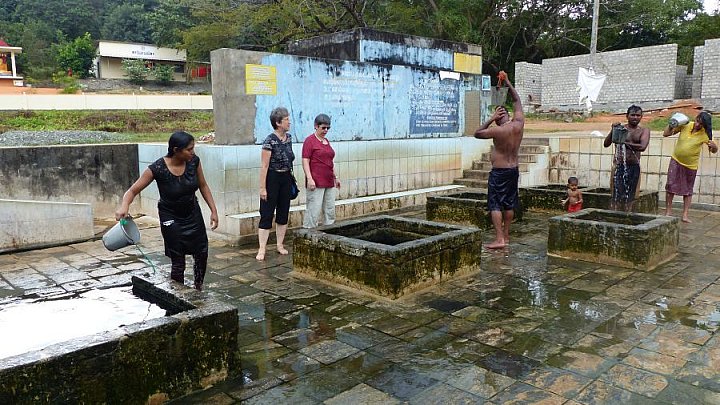 Kannyia Hot Wells - Sri Lanka - Land und Leute
