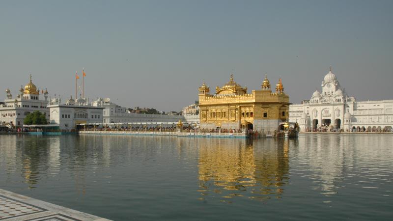 Indien05 Punjab Amritsar Goldener Tempel 800x450
